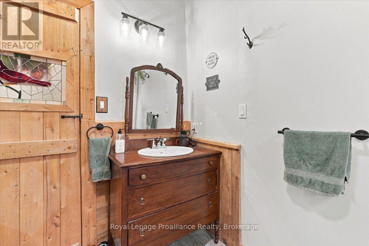 1330 Rapids Road, Tweed, Ontario  K0K 3J0 - Photo 11 - X13855060