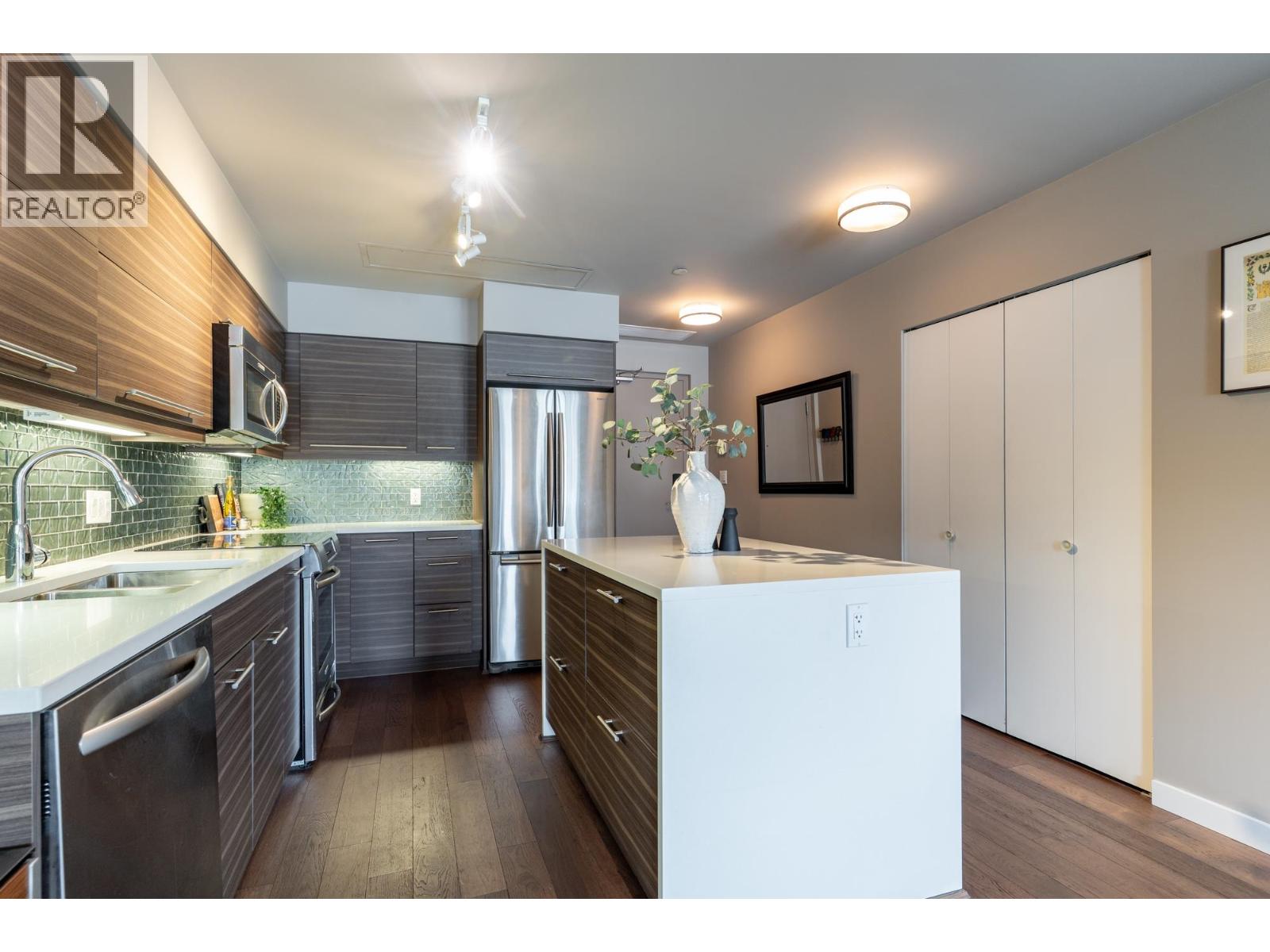 413 317 Bewicke Avenue, North Vancouver, British Columbia  V7M 3E9 - Photo 12 - R3171506