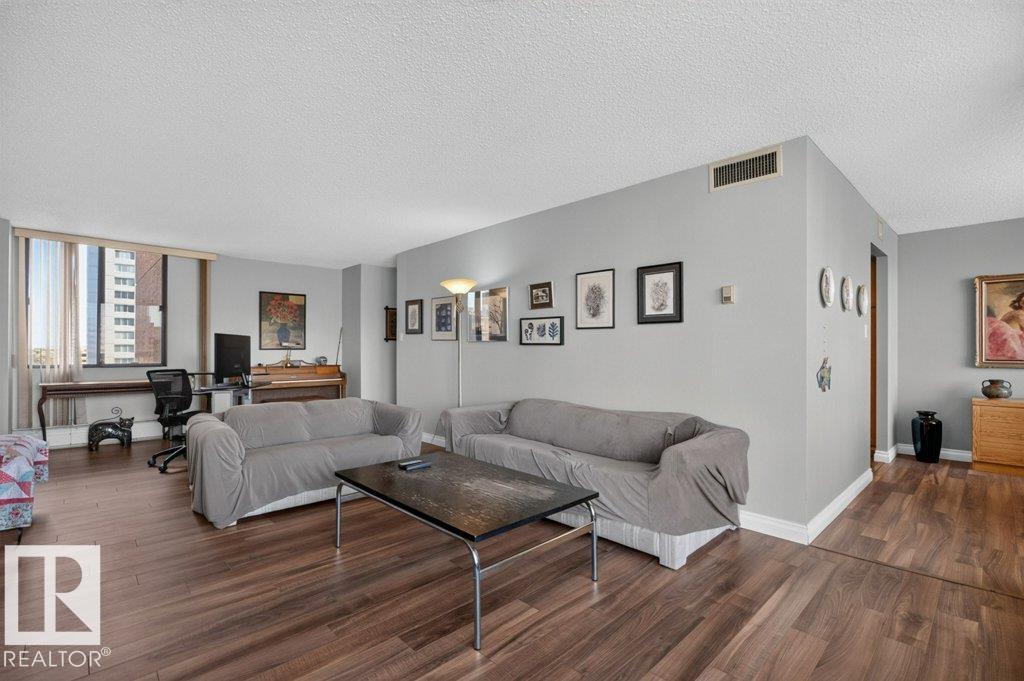#703 9921 104 ST NW