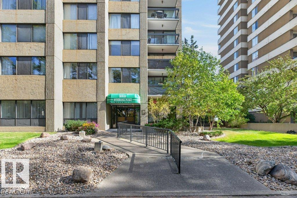 #703 9921 104 ST NW