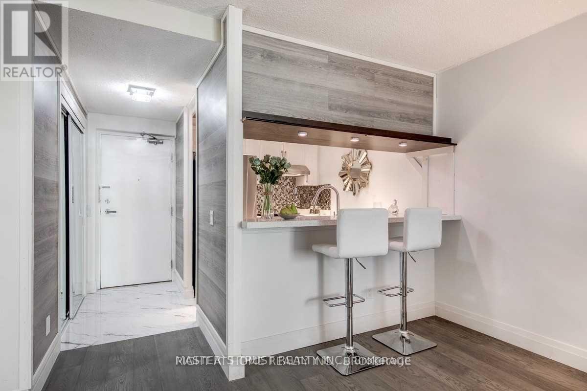 306 - 7 Bishop Avenue, Toronto, Ontario  M2M 4J4 - Photo 26 - C13855066