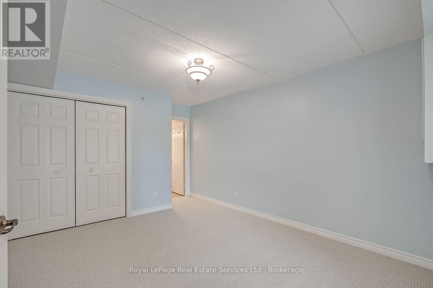 111 - 1460 Bishops Gate, Oakville, Ontario  L6M 4N5 - Photo 5 - W13855130