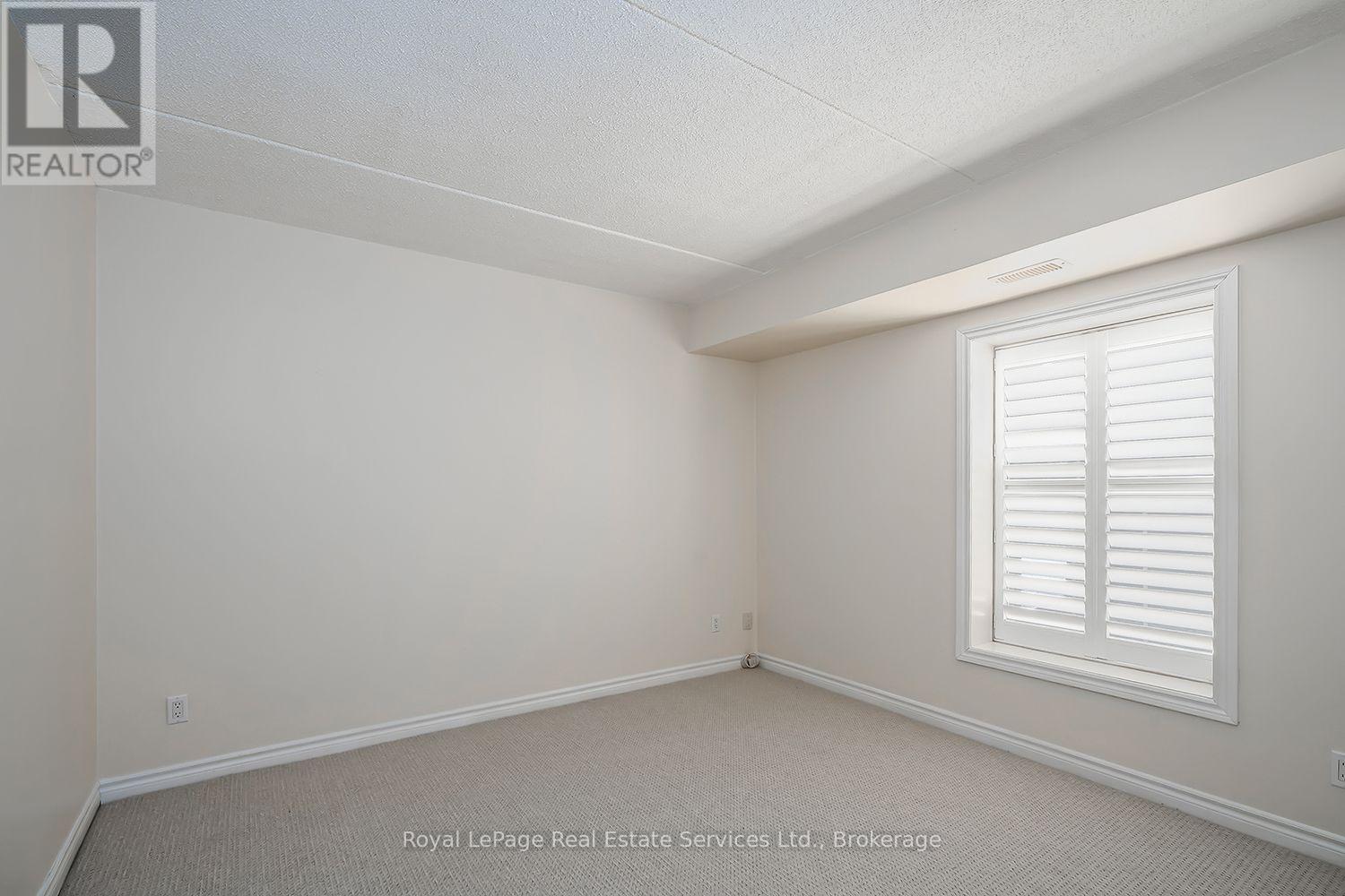 111 - 1460 Bishops Gate, Oakville, Ontario  L6M 4N5 - Photo 8 - W13855130