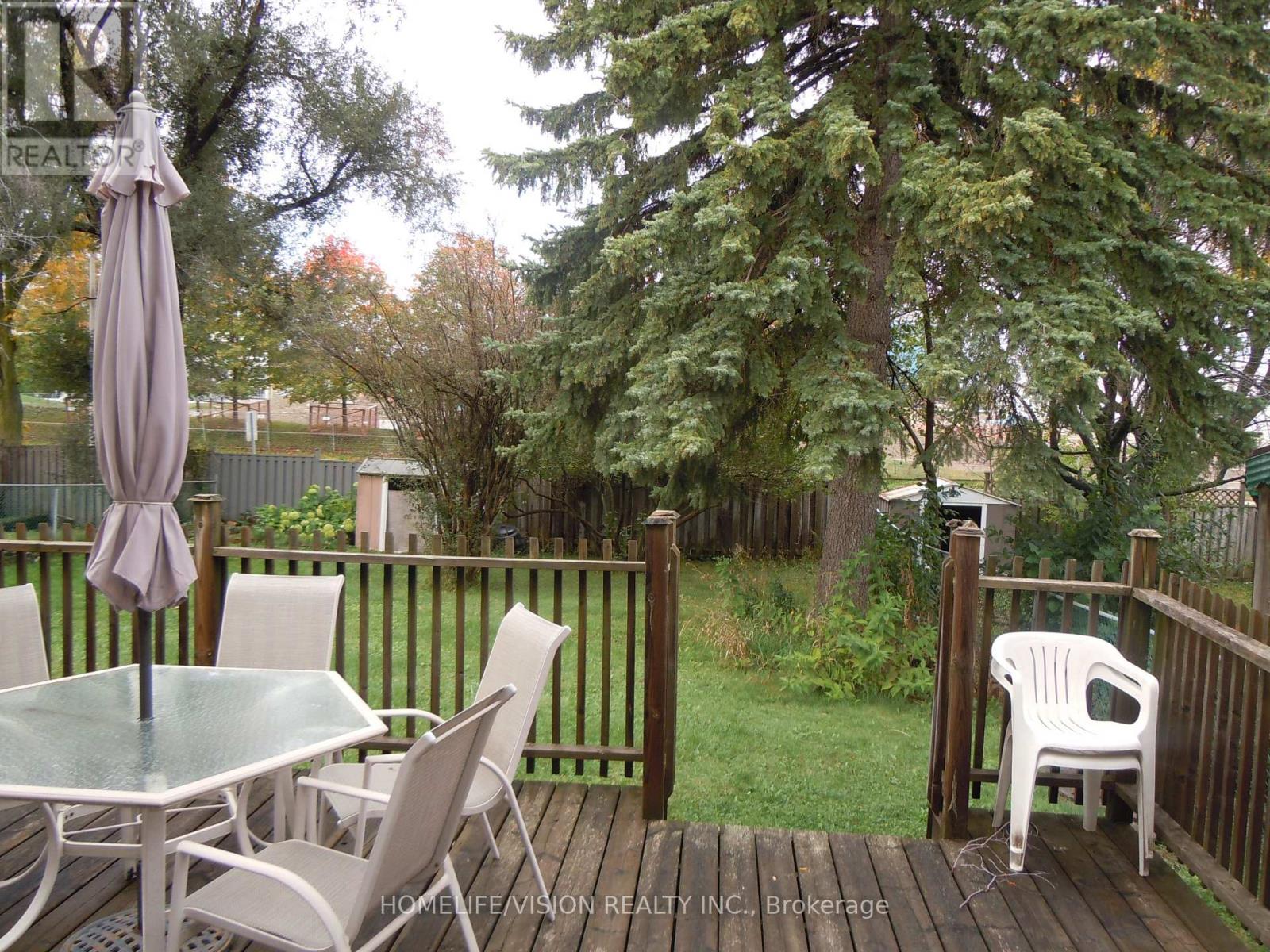 76 Crayford Drive, Toronto, Ontario  M1W 3B6 - Photo 11 - E13855104