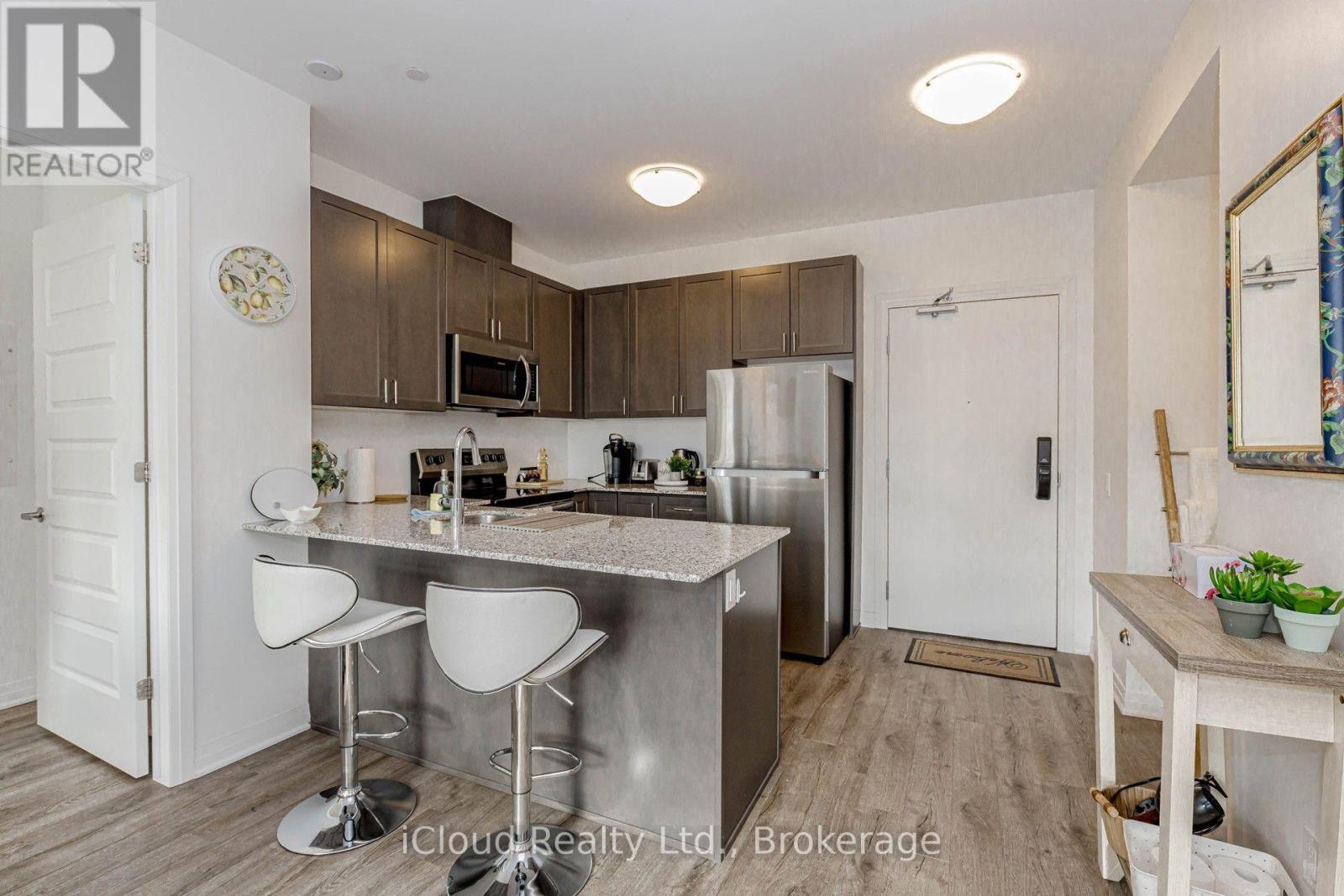 504 - 95 Dundas Street, Oakville, Ontario  L6M 5N3 - Photo 6 - W13855050