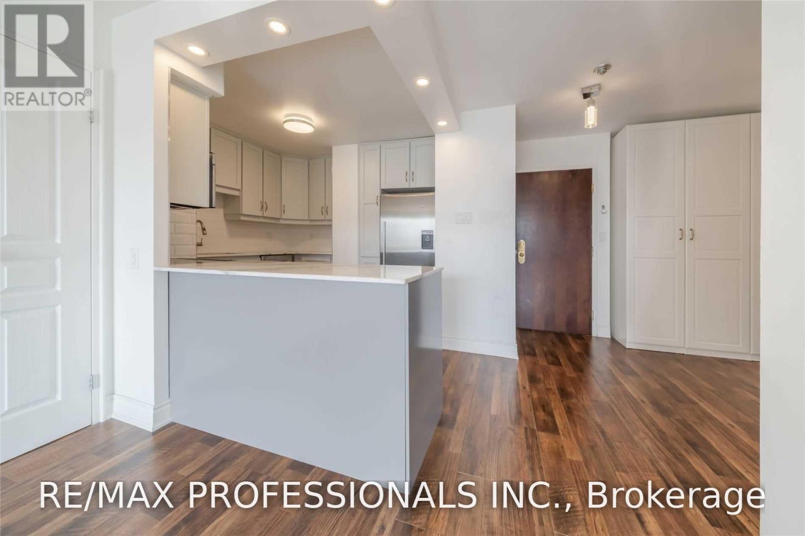 809 - 1300 Islington Avenue, Toronto, Ontario  M9A 5C4 - Photo 13 - W13855070