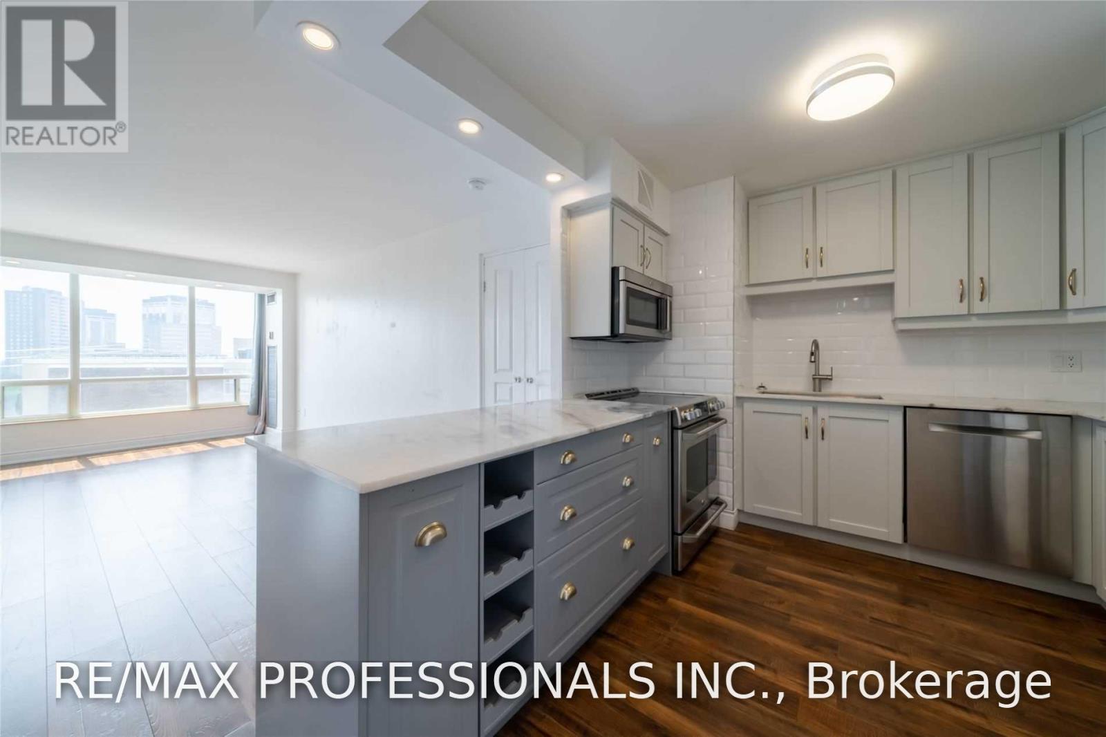809 - 1300 Islington Avenue, Toronto, Ontario  M9A 5C4 - Photo 15 - W13855070