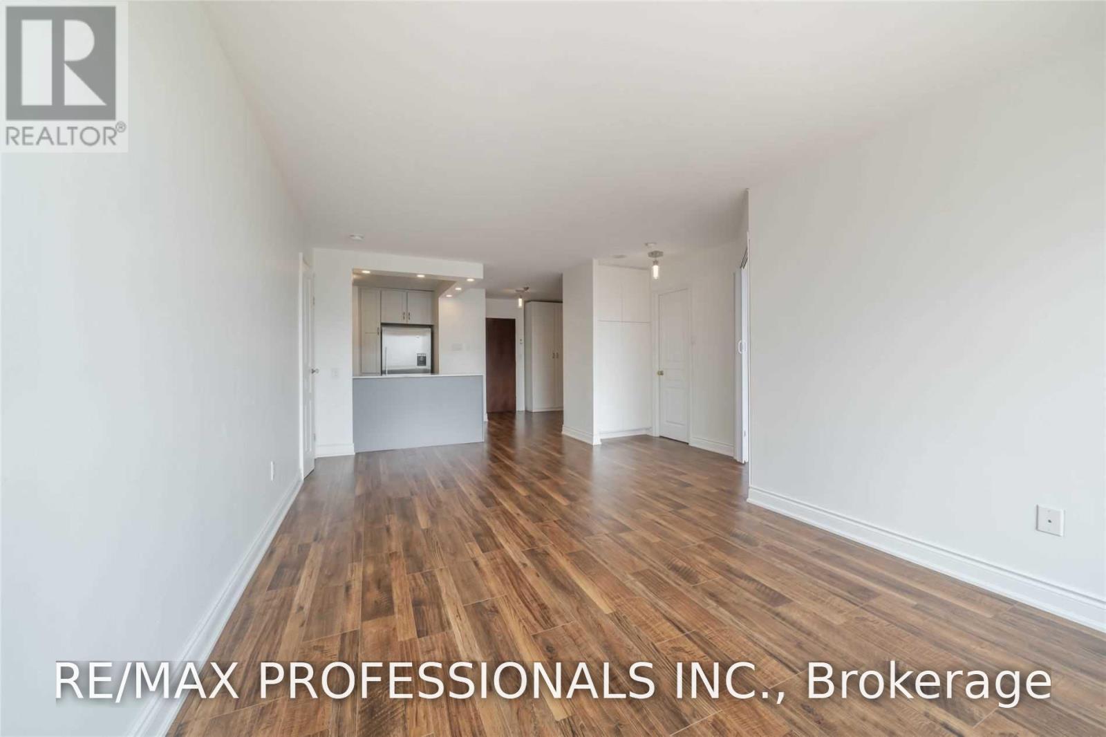 809 - 1300 Islington Avenue, Toronto, Ontario  M9A 5C4 - Photo 4 - W13855070