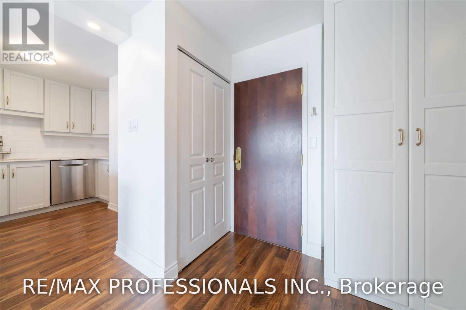 809 - 1300 Islington Avenue, Toronto, Ontario  M9A 5C4 - Photo 9 - W13855070