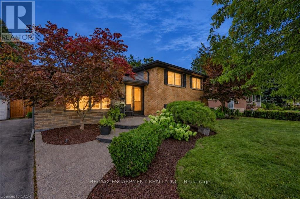 194 FOXBAR ROAD, Burlington, Ontario