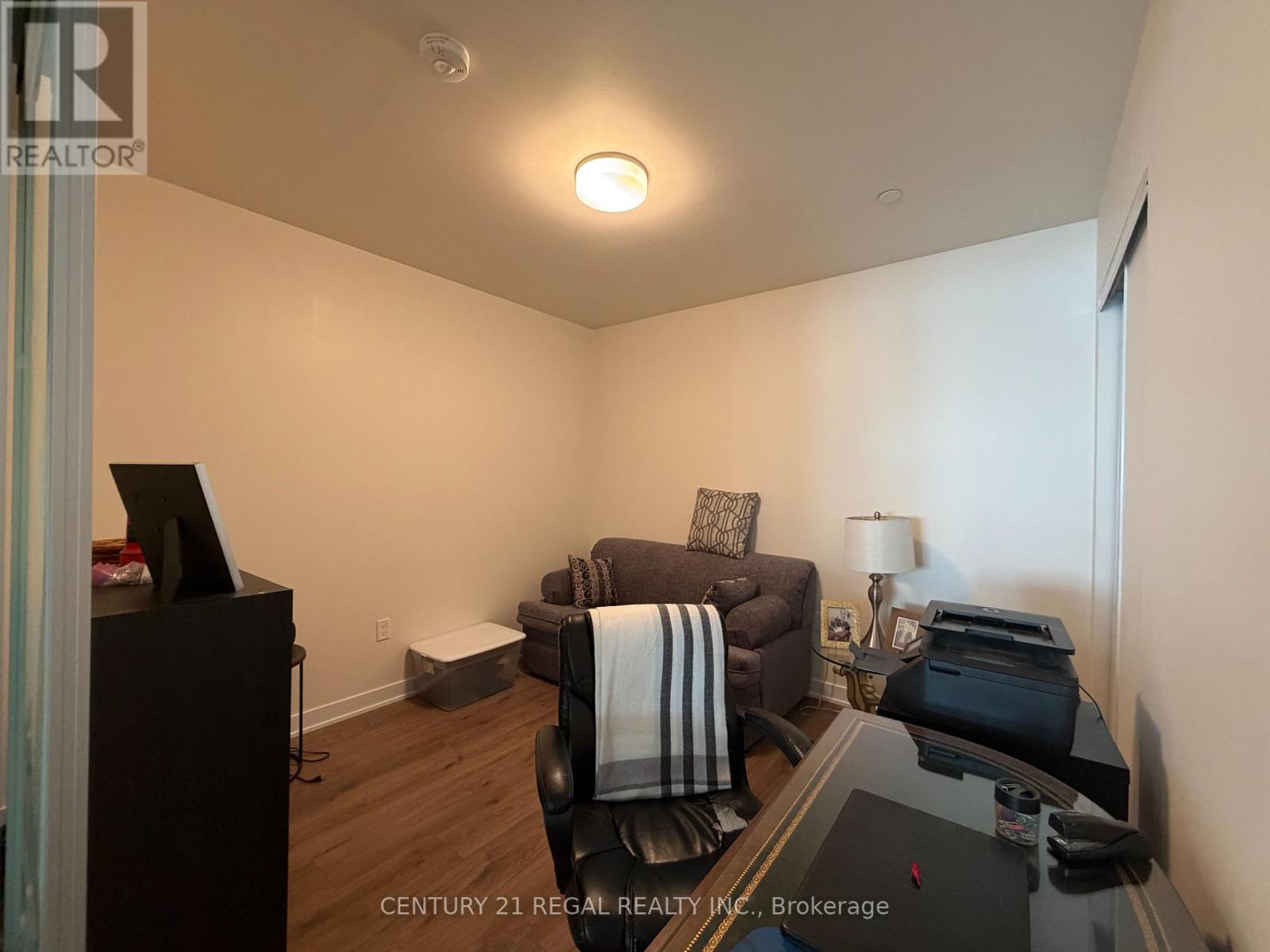 101 - 395 Dundas Street W, Oakville, Ontario  L6M 5R8 - Photo 13 - W13855114