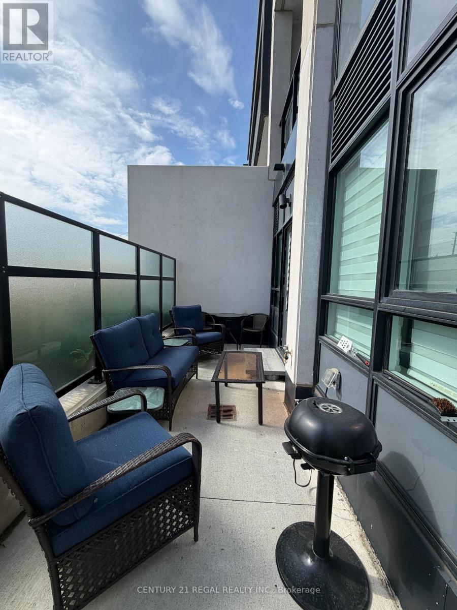 101 - 395 Dundas Street W, Oakville, Ontario  L6M 5R8 - Photo 8 - W13855114