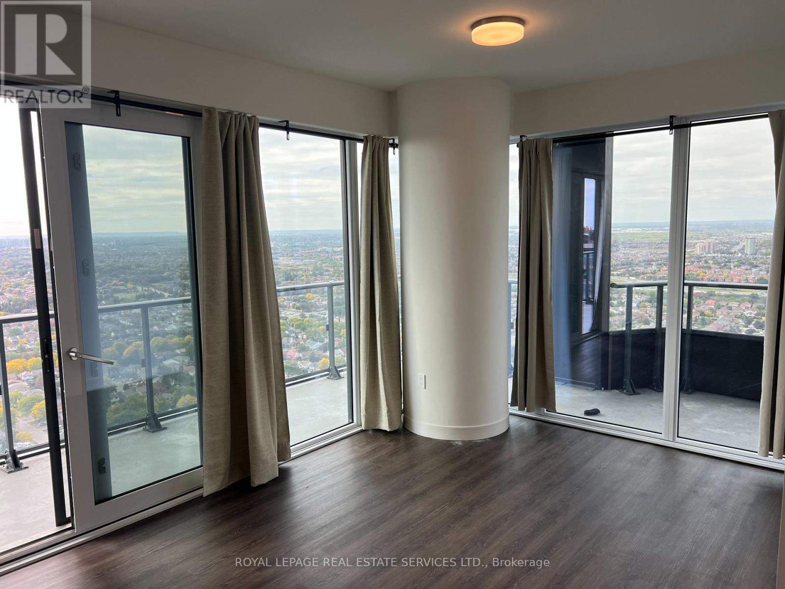 3702 - 448 Burnhamthorpe Road, Mississauga, Ontario  L5B 0R4 - Photo 11 - W13855150