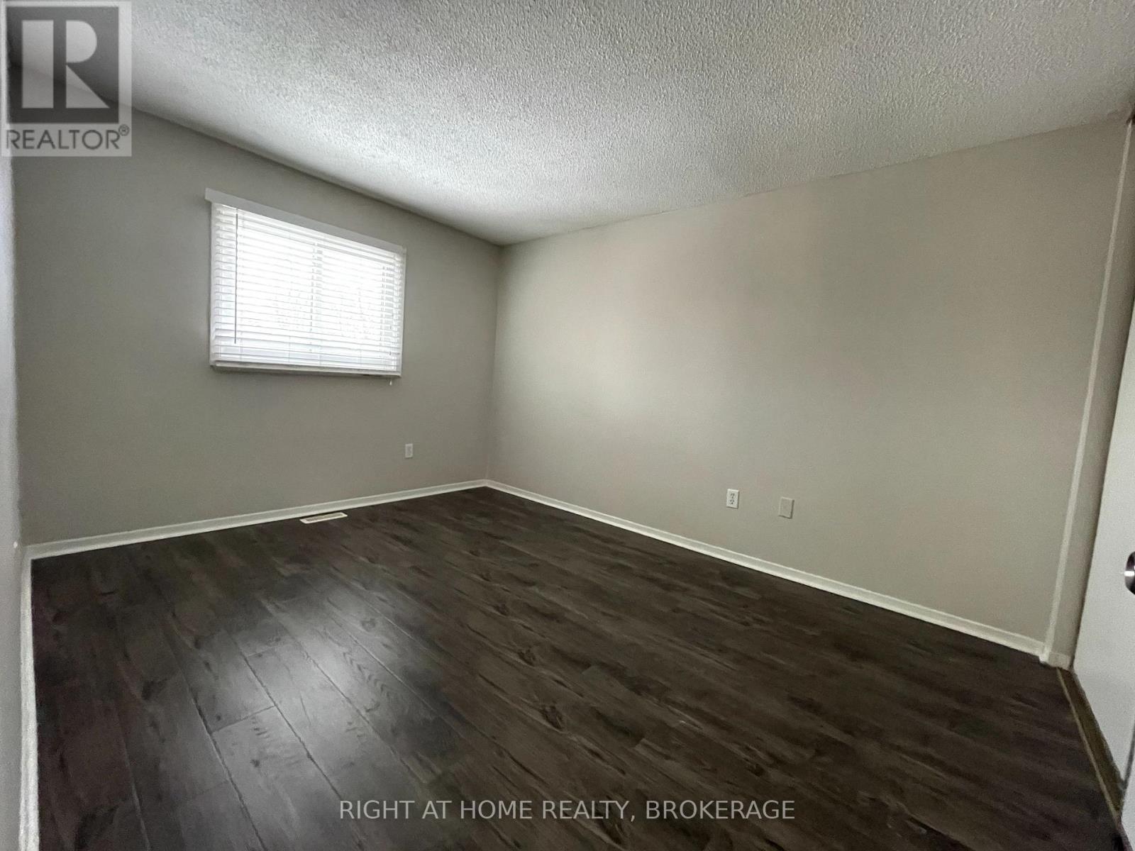 1207 Potters Wheel Crescent, Oakville, Ontario  L6M 1J3 - Photo 13 - W13855164