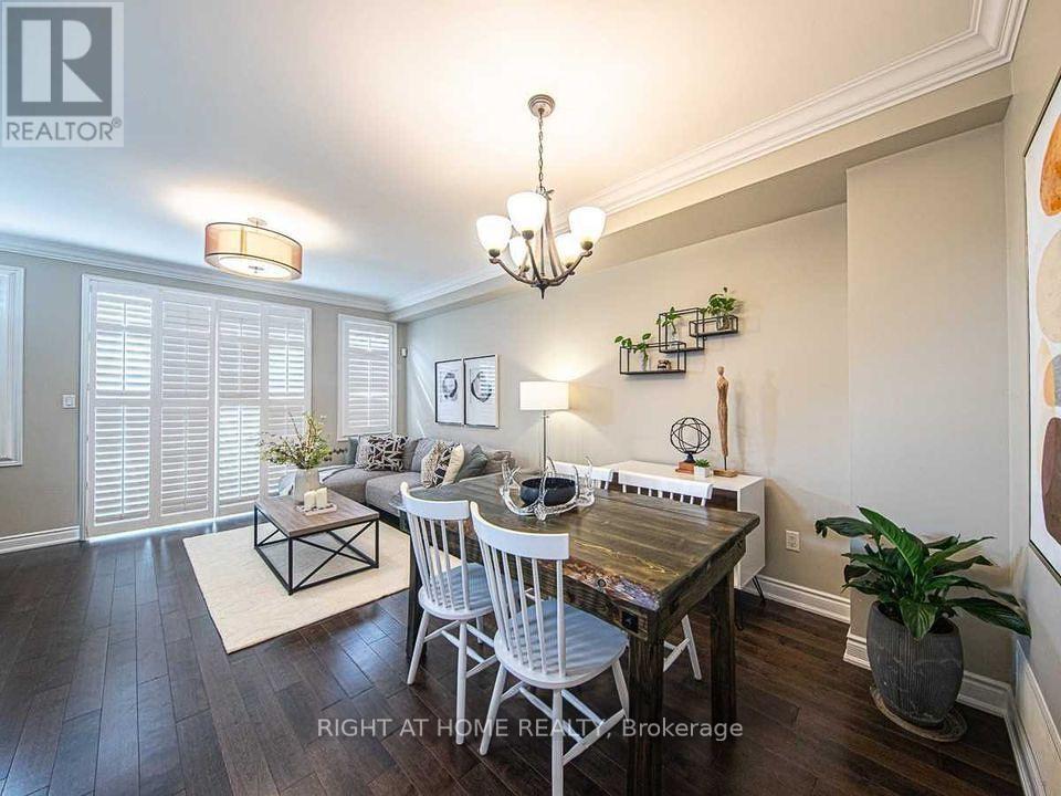 2468 Scholars Common, Burlington, Ontario  L7P 2W2 - Photo 5 - W13855184