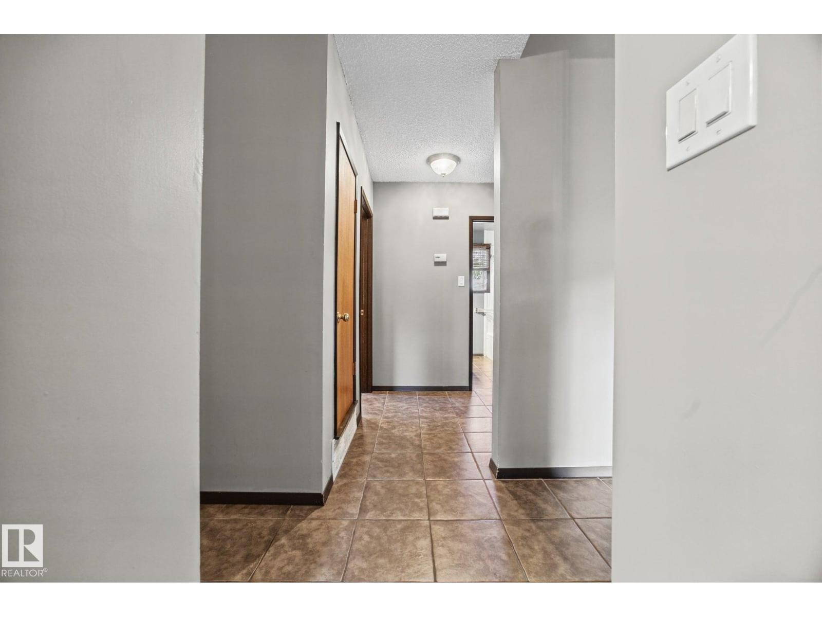 38 RAVEN DR