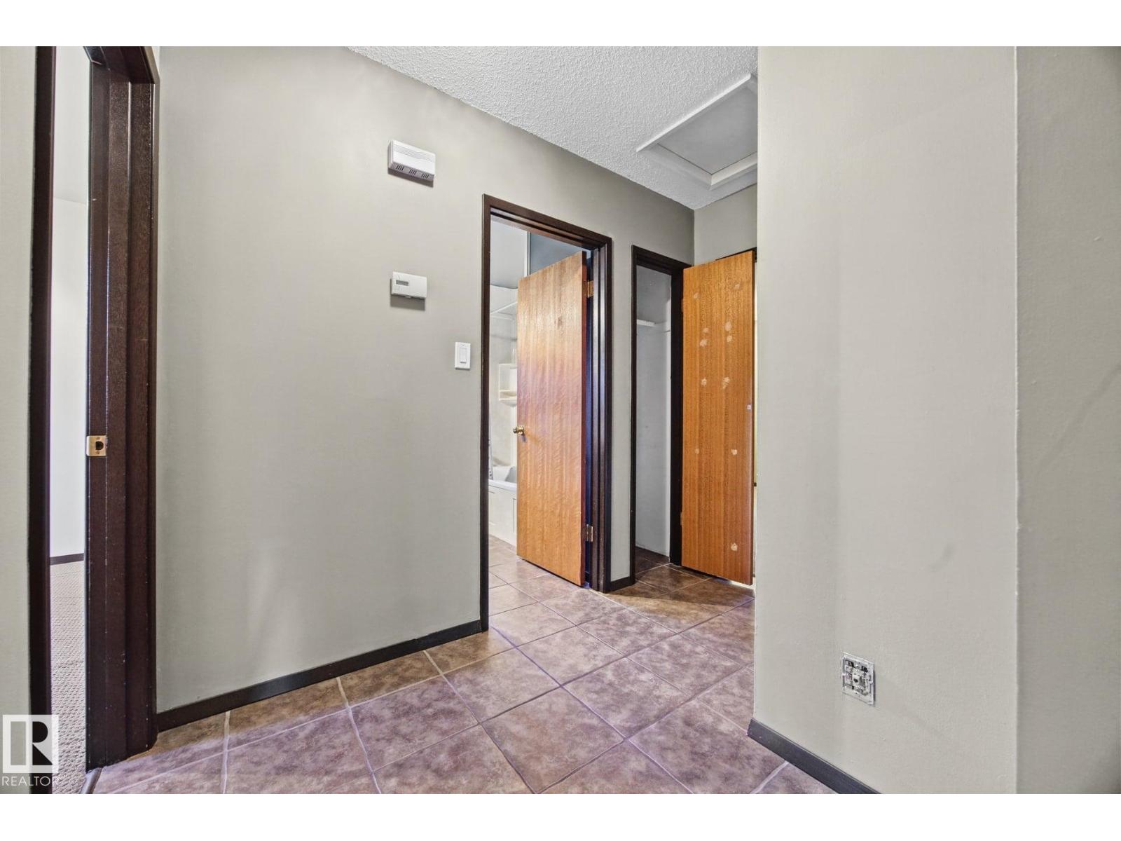 38 RAVEN DR