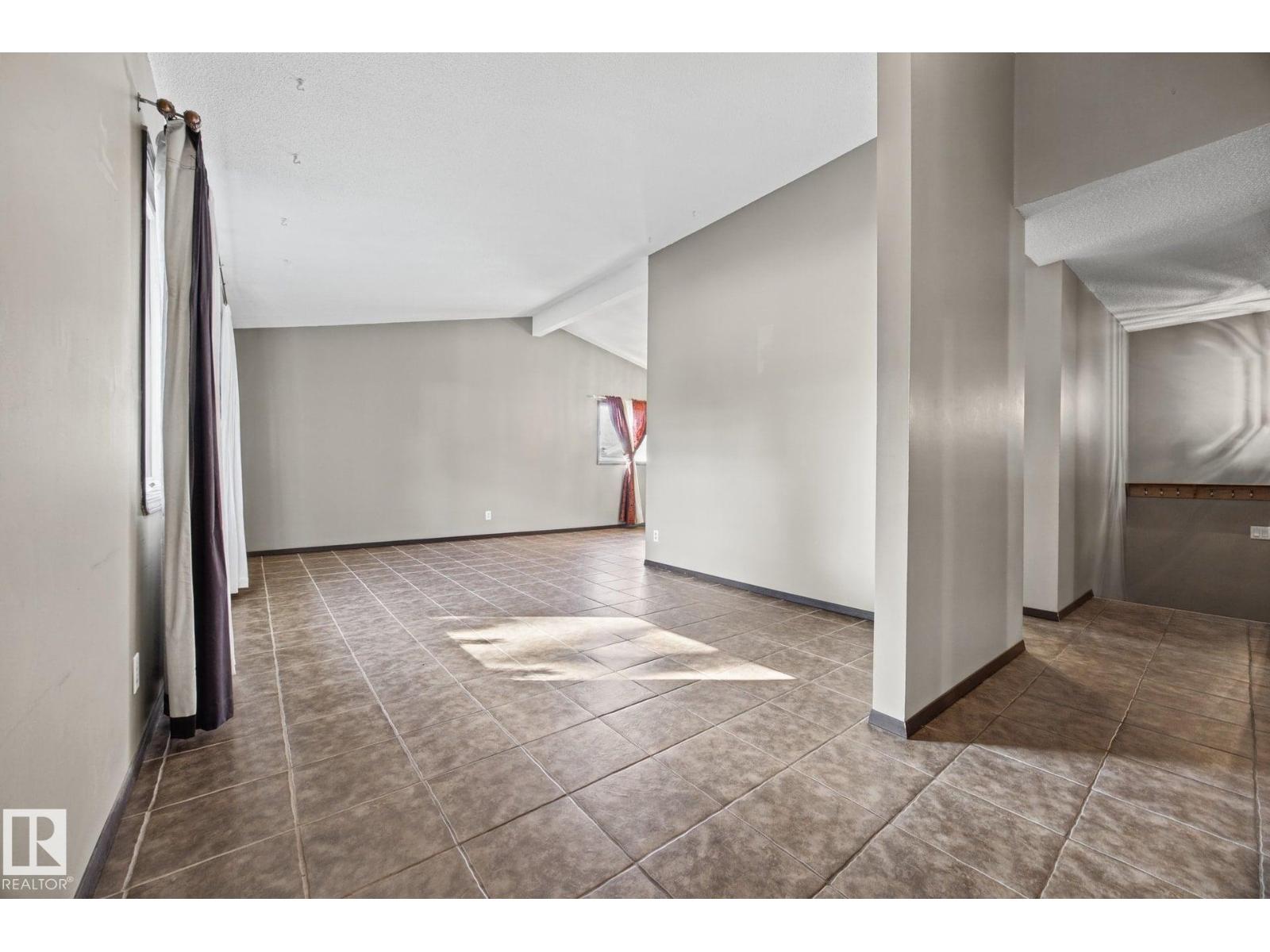 38 RAVEN DR