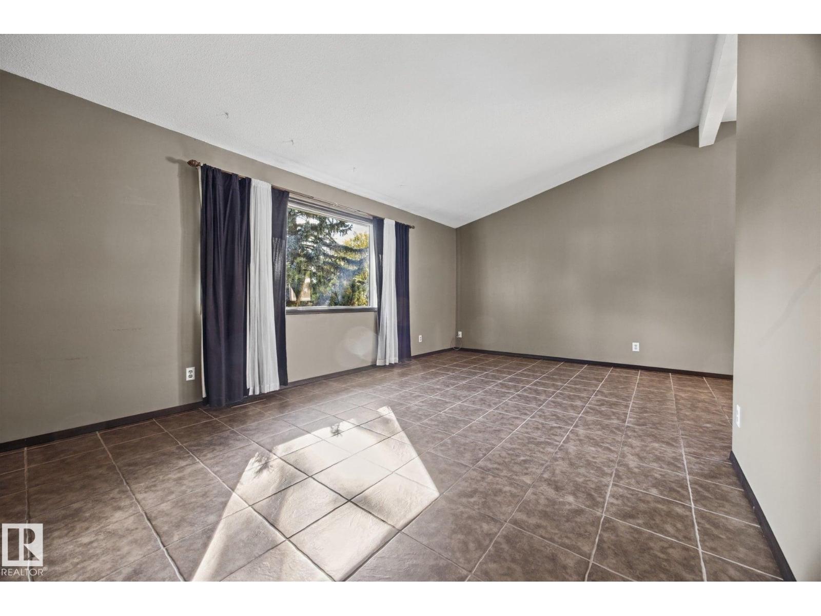 38 RAVEN DR
