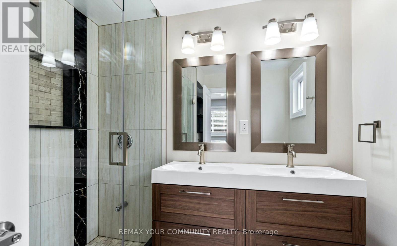 700 Stonepath Circle, Pickering, Ontario  L1V 3T1 - Photo 20 - E13853298