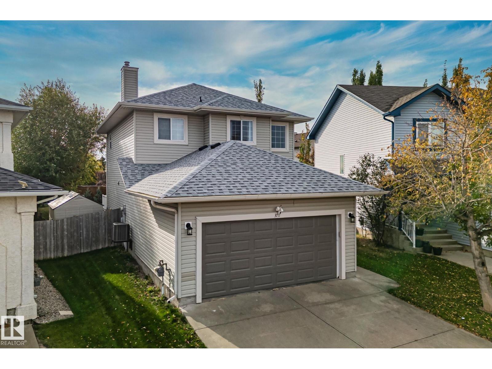 3711 161 AV NW