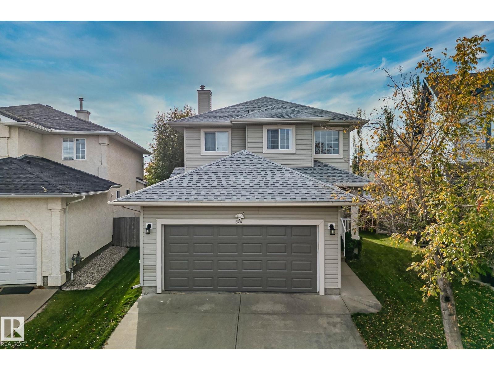 3711 161 AV NW