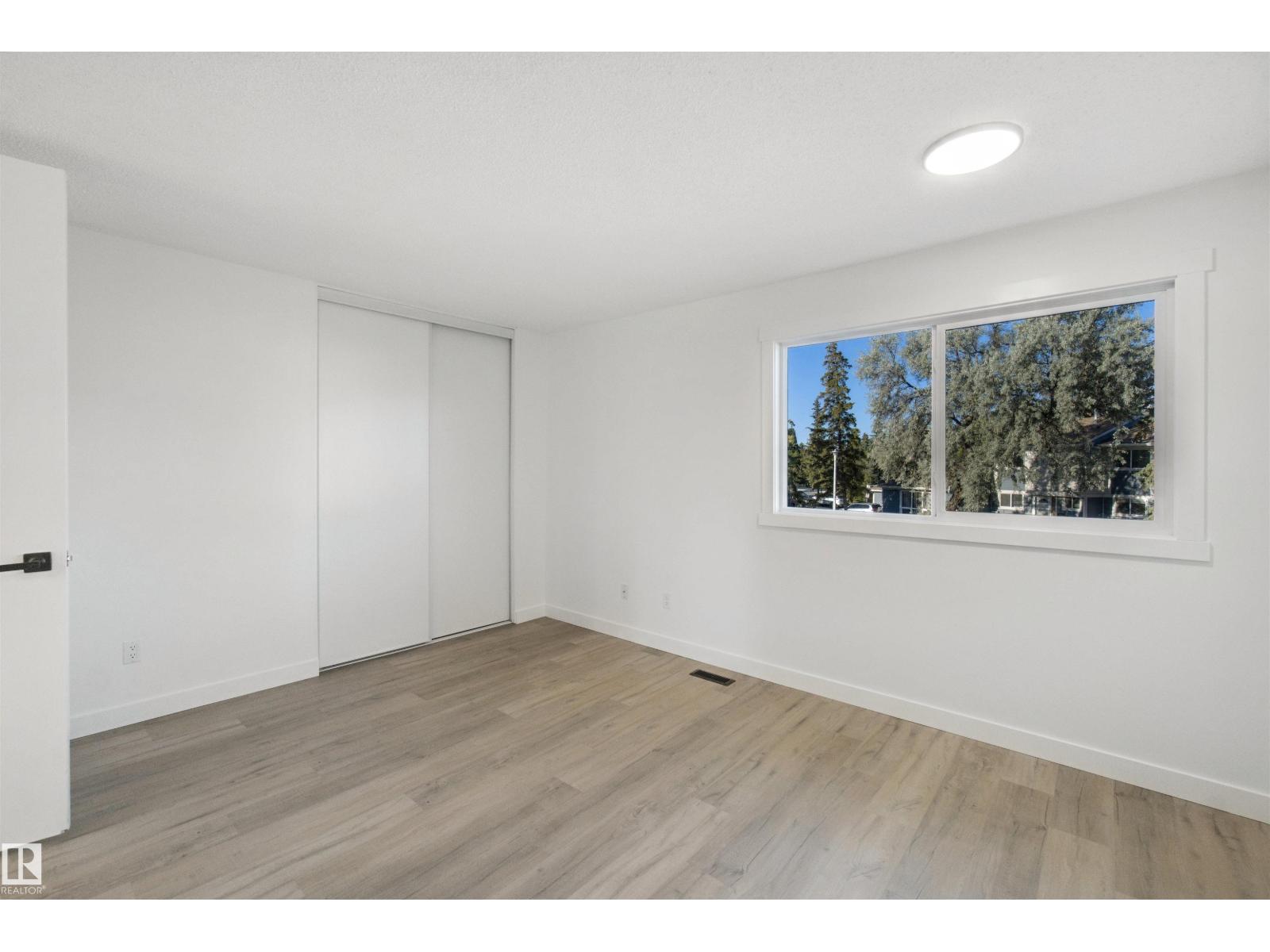 17041 100 ST NW