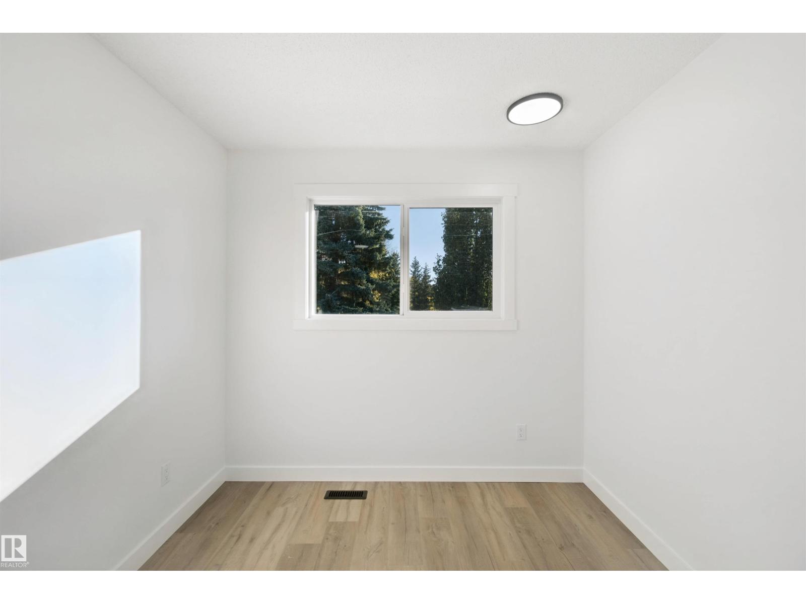 17041 100 ST NW