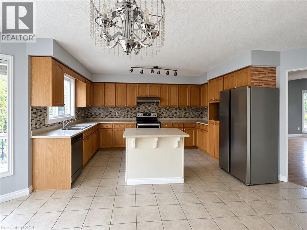 920 Marl Meadow Court, Kitchener, Ontario  N2R 1L4 - Photo 8 - 40865089