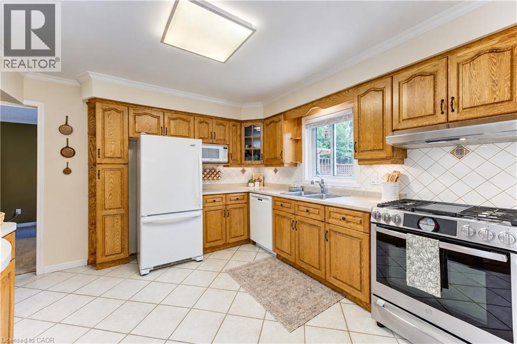 104 Deerwood Crescent, Kitchener, Ontario  N2N 1R3 - Photo 14 - 40867851