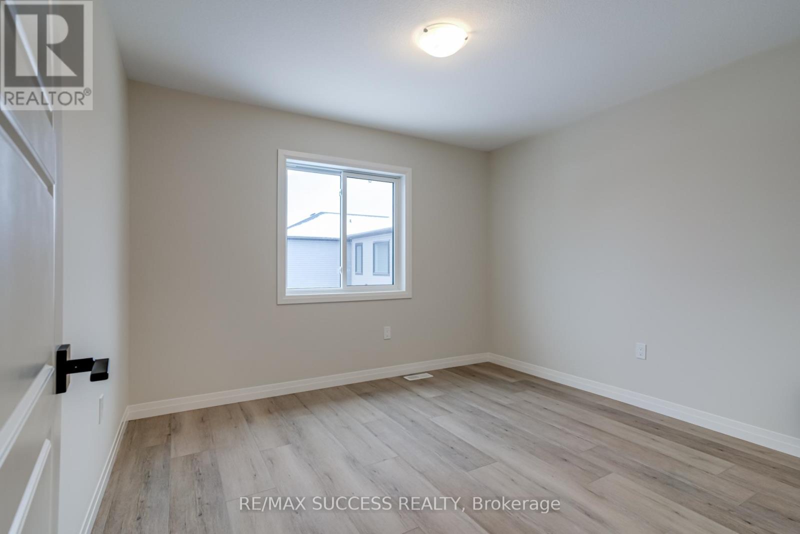 147 Siebert Avenue, Kitchener, Ontario  N2C 2M1 - Photo 33 - X13855088