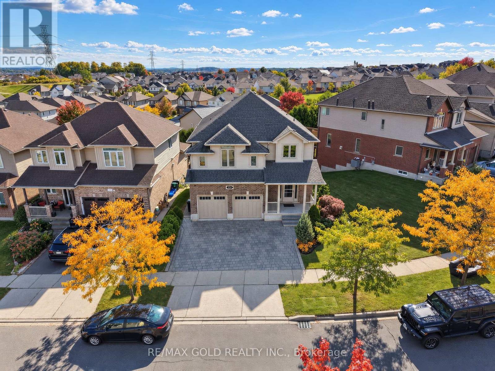 31 Melinda Street W, Kitchener, Ontario  N2E 0B8 - Photo 2 - X13855168