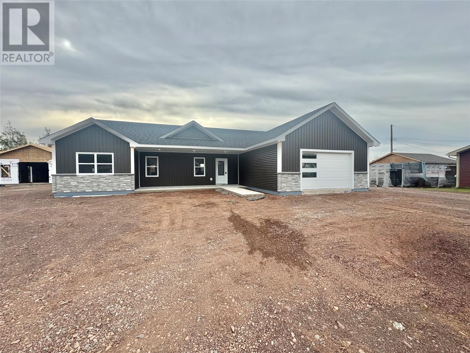 <div class="slider-price">$489,900</div><p>35 Mcdonald Crescent, Bishop's Falls, Newfoundland & Labrador</p>