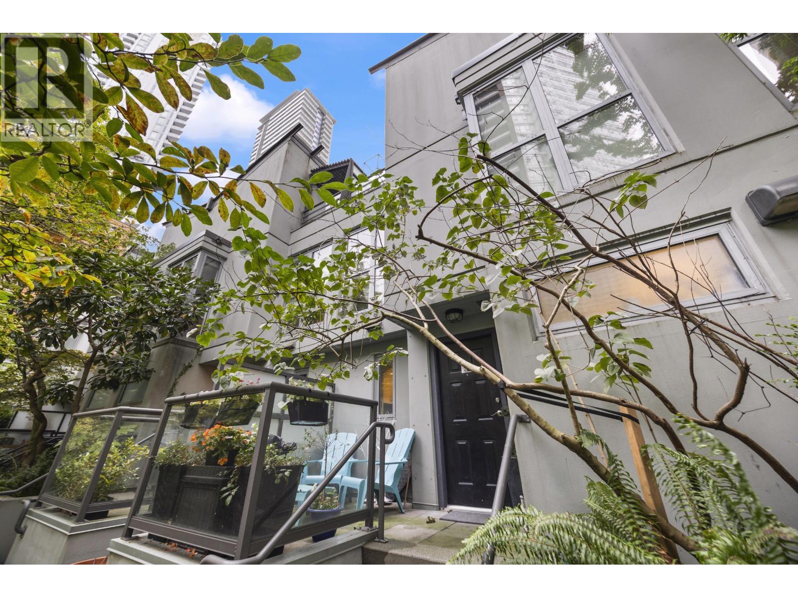 203 501 Pacific Street, Vancouver, British Columbia  V6Z 2X6 - Photo 4 - R3171628
