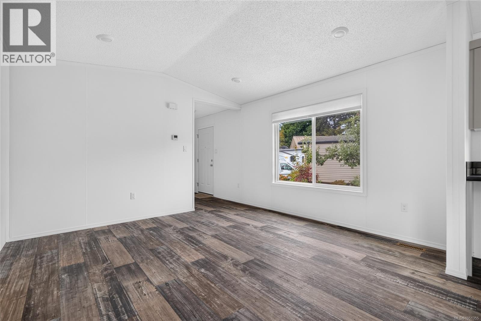 2104 Pemberton Pl, Comox, British Columbia  V9M 3P8 - Photo 9 - 1051355