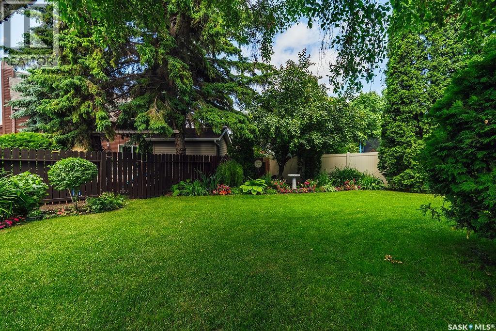 122 Wakaw Crescent, Saskatoon, Saskatchewan  S7J 4E2 - Photo 48 - SK050216