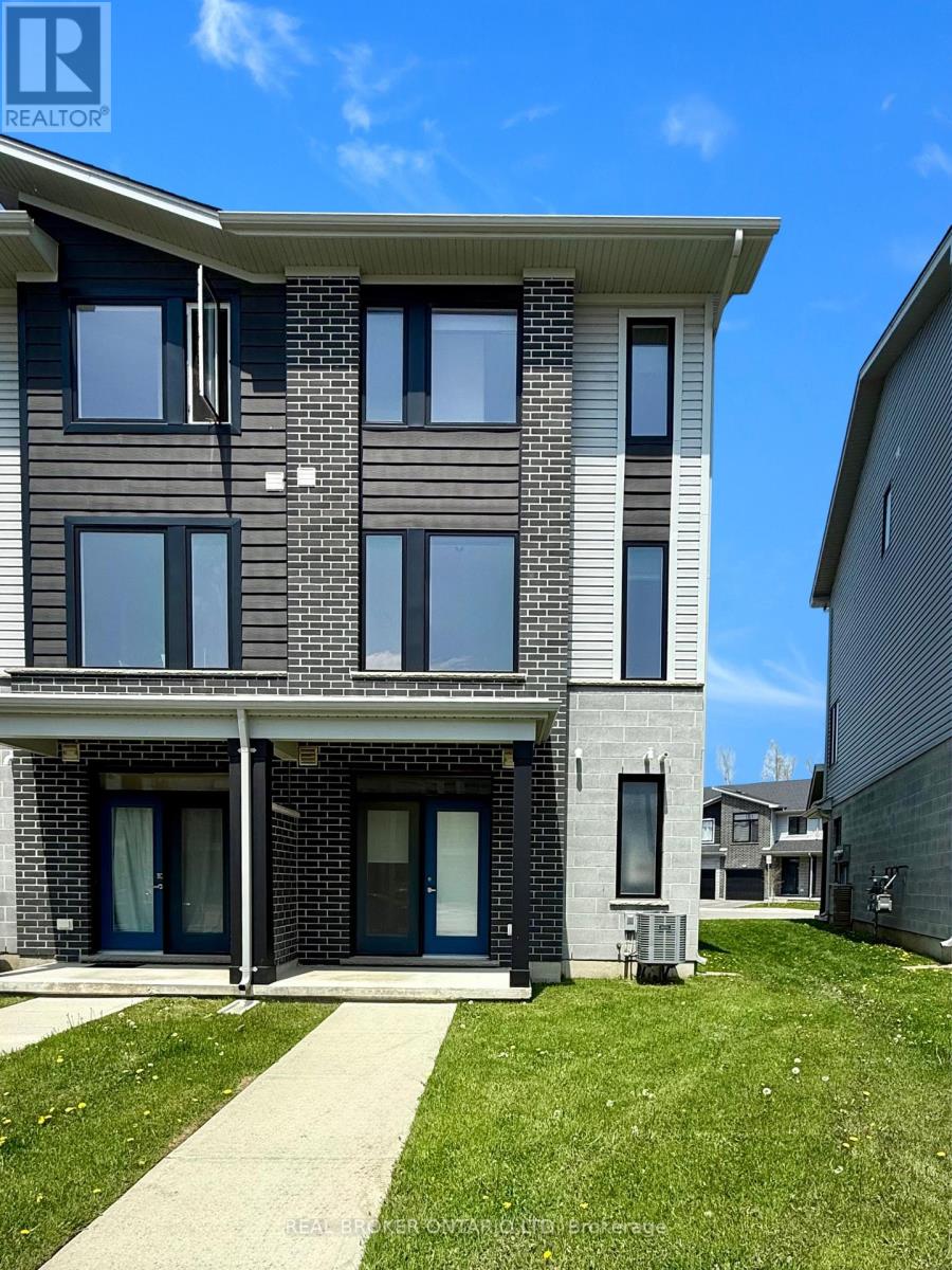 164 - 177 Edgevalley Road, London East, Ontario  N5V 0C5 - Photo 2 - X13855290