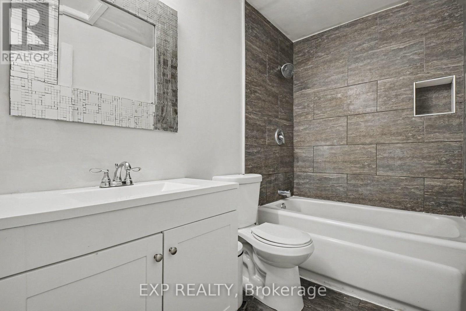 D - 32 Benlea Drive, Ottawa, Ontario  K2G 4A8 - Photo 25 - X13855296