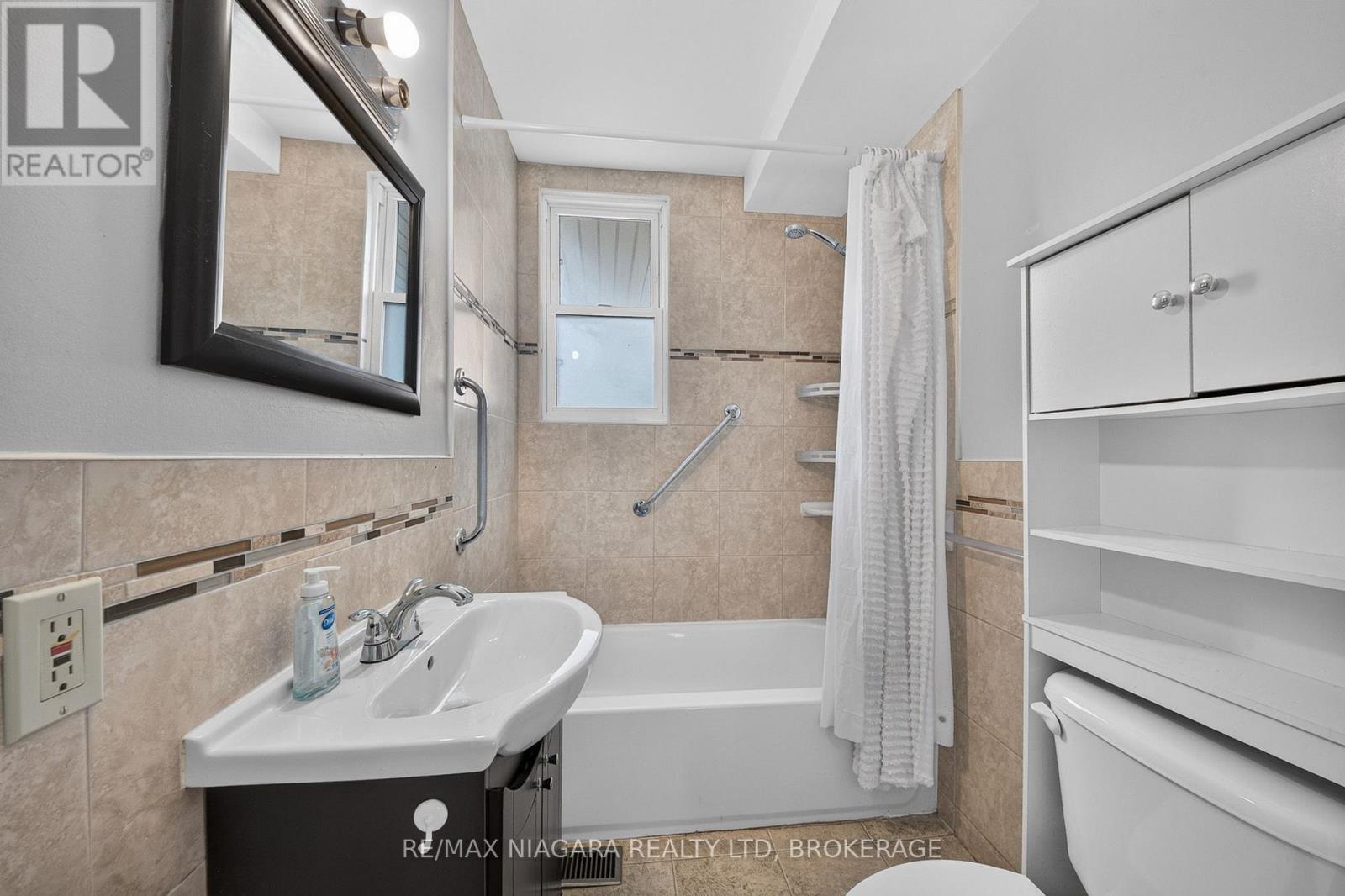 6520 Barker Street, Niagara Falls (Dorchester), Ontario L2G 1Y7 - Photo 21 - X13855478