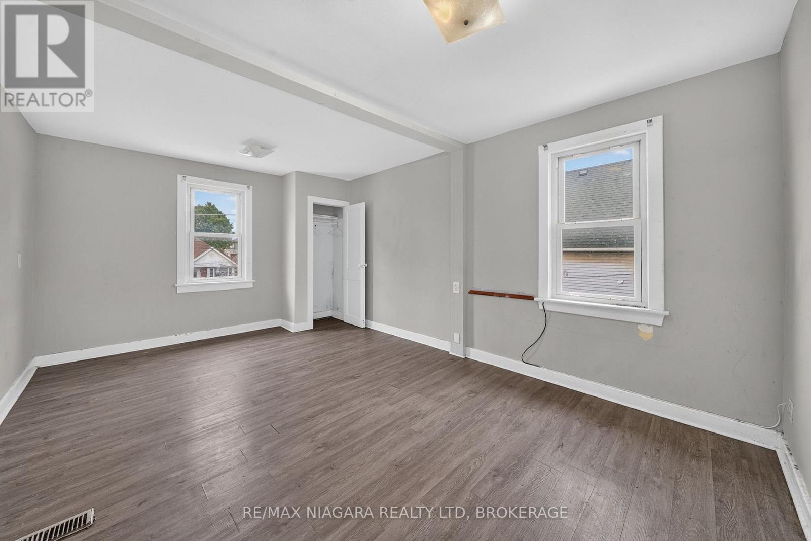 6520 Barker Street, Niagara Falls (Dorchester), Ontario L2G 1Y7 - Photo 41 - X13855478