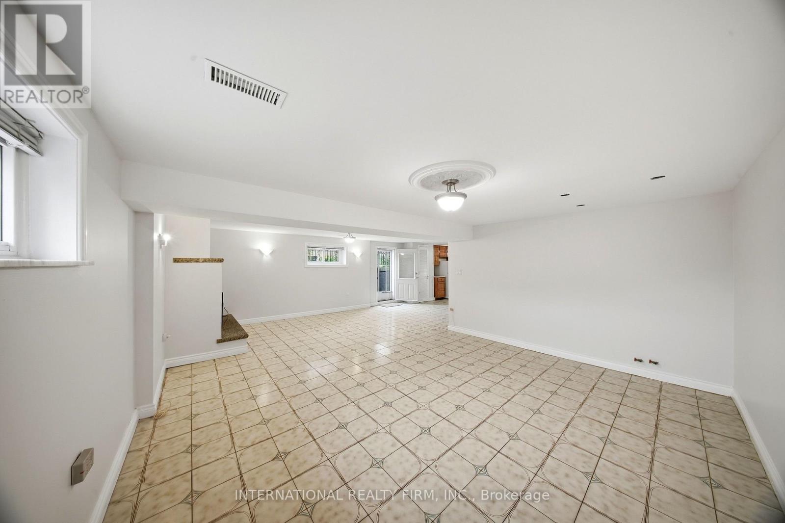 92 Andrew Park, Vaughan, Ontario  L4L 1E9 - Photo 20 - N13855020