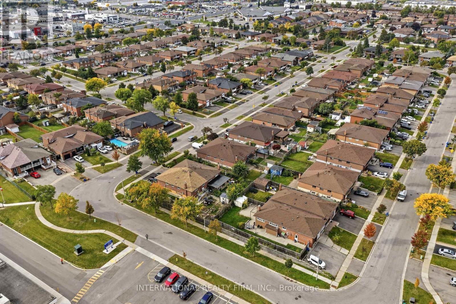 92 Andrew Park, Vaughan, Ontario  L4L 1E9 - Photo 29 - N13855020