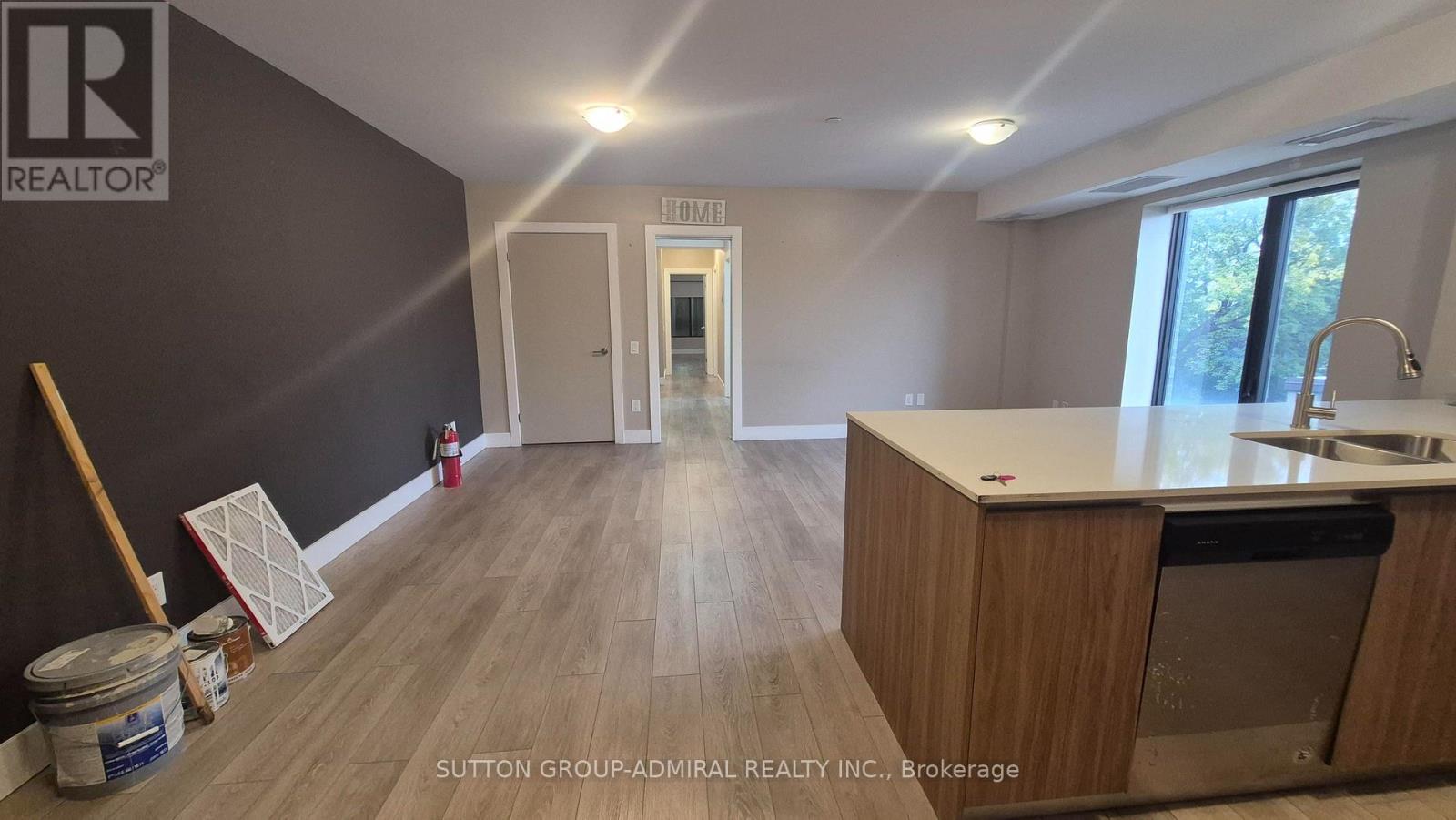 202 - 293 Viewmount Avenue, Toronto, Ontario  M6B 3H8 - Photo 3 - W13614974