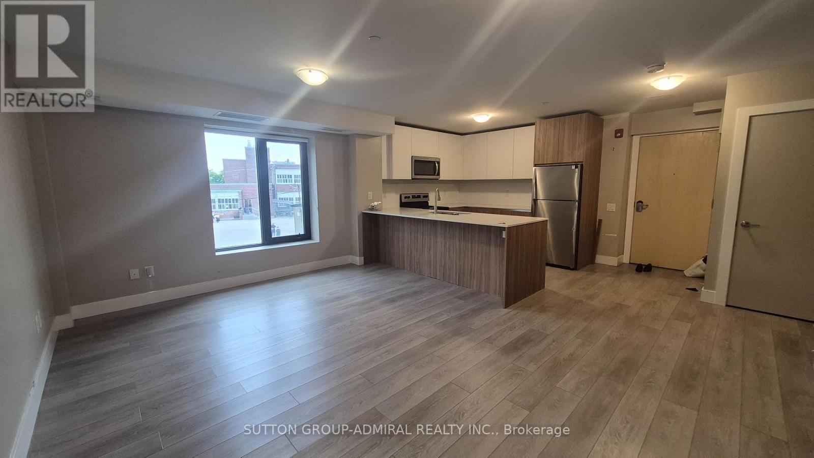 202 - 293 Viewmount Avenue, Toronto, Ontario  M6B 3H8 - Photo 5 - W13614974