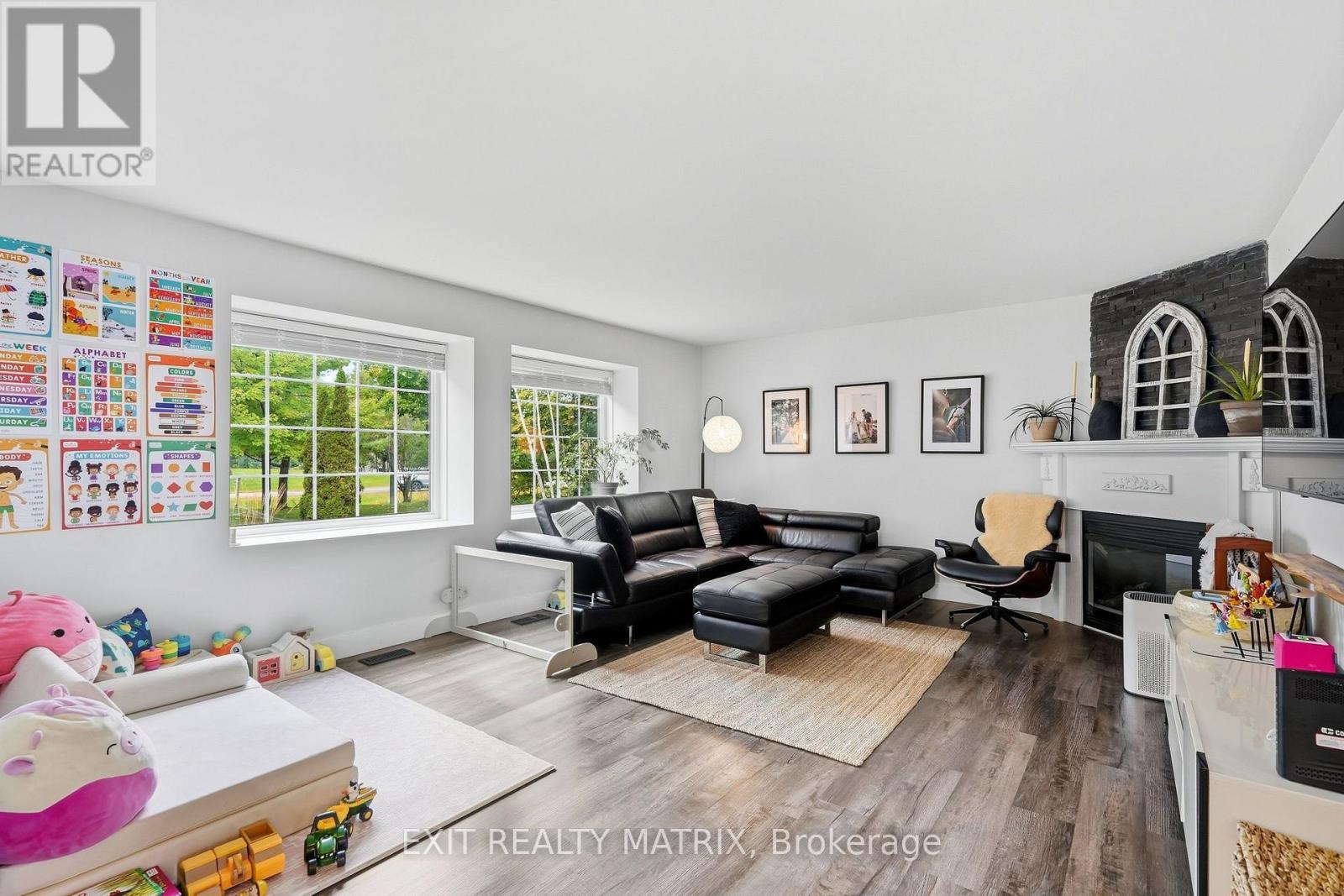 710 Du Parc Road, Champlain, Ontario  K0B 1K0 - Photo 6 - X13855470
