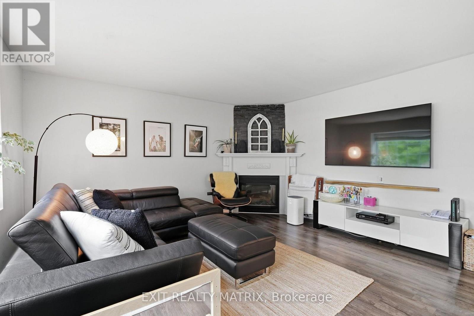 710 Du Parc Road, Champlain, Ontario  K0B 1K0 - Photo 7 - X13855470