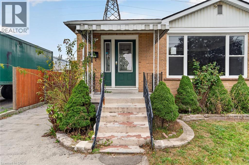 11 Selkirk Avenue, Hamilton, Ontario  L8H 5L6 - Photo 2 - 40868357