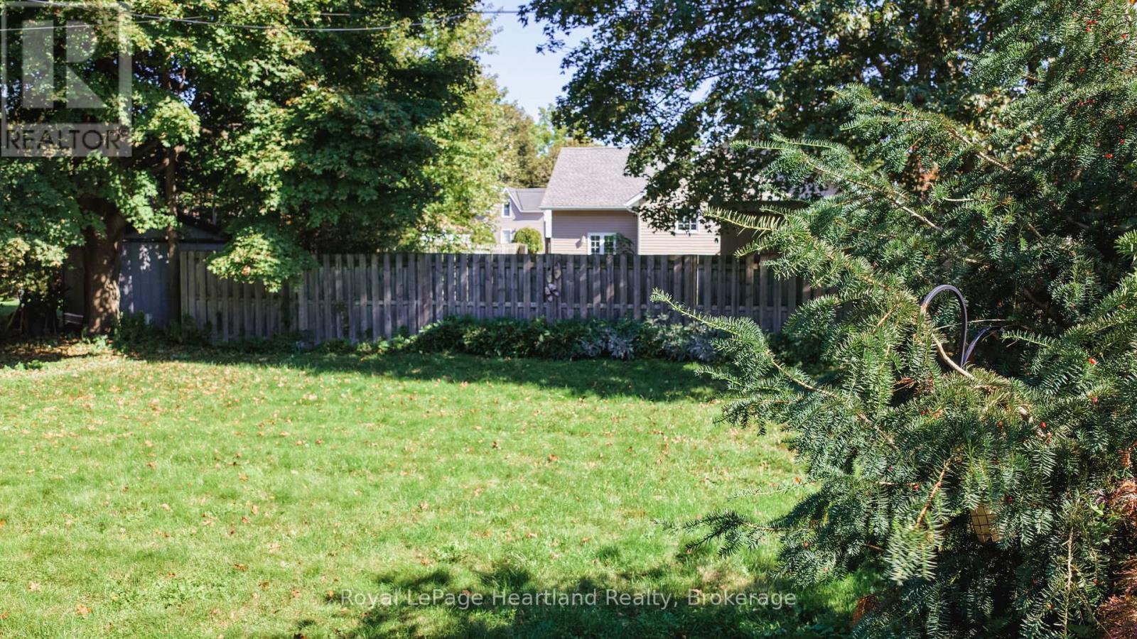 129 Bayfield Road, Goderich, Ontario  N7A 3G2 - Photo 30 - X13855386