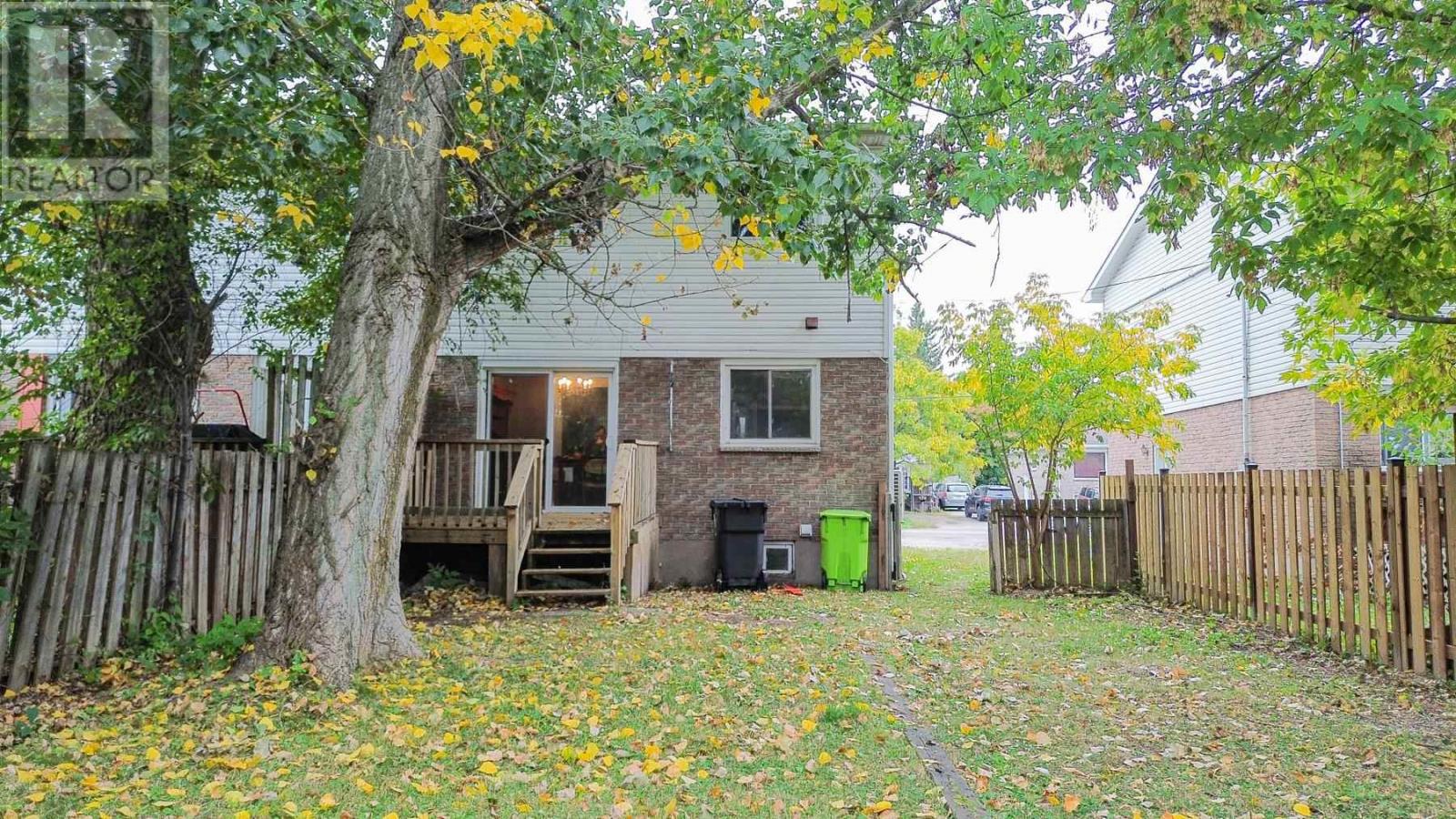 35 Broadview Dr, Sault Ste. Marie, Ontario  P6C 5T3 - Photo 2 - SM262737
