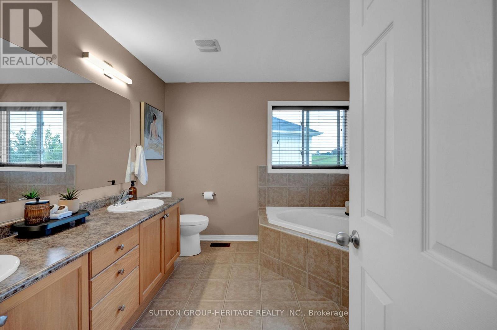 1318 Meath Drive, Oshawa, Ontario  L1K 0M8 - Photo 22 - E13855362